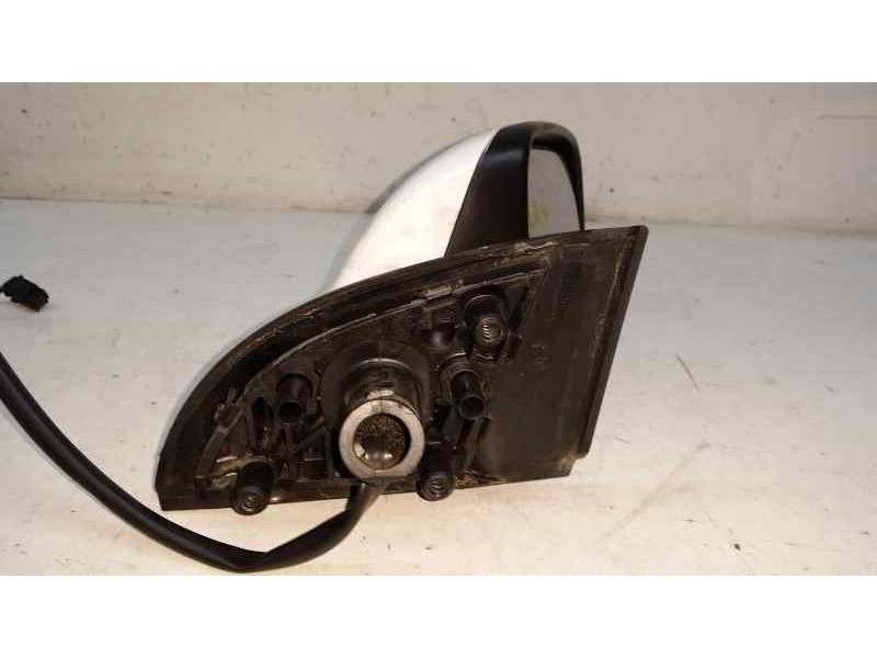 Recambio de retrovisor derecho para peugeot 307 berlina (s2) xs referencia OEM IAM  6 PINS ELECTRICO