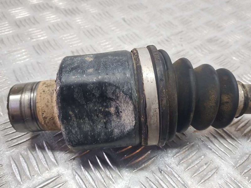 Recambio de transmision delantera izquierda para ssangyong actyon sports xdi 4wd referencia OEM IAM 4130008101  