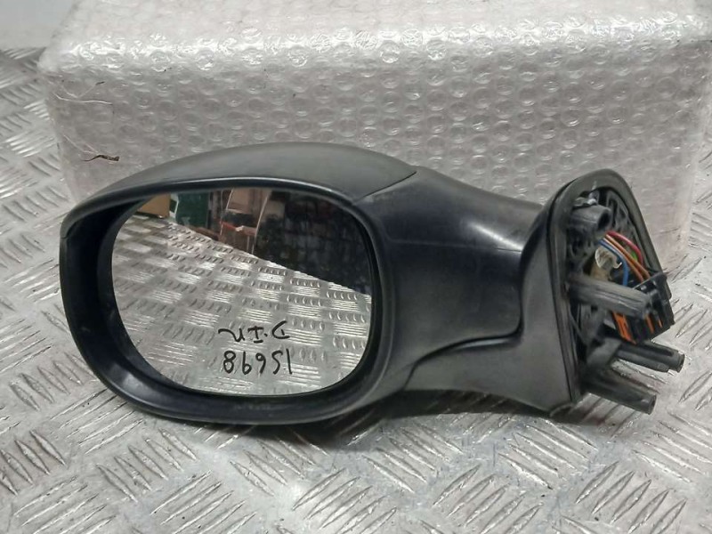 Recambio de retrovisor izquierdo para citroën xsara picasso 1.6 hdi 90 sx referencia OEM IAM 96570954XT  ELECTRICO