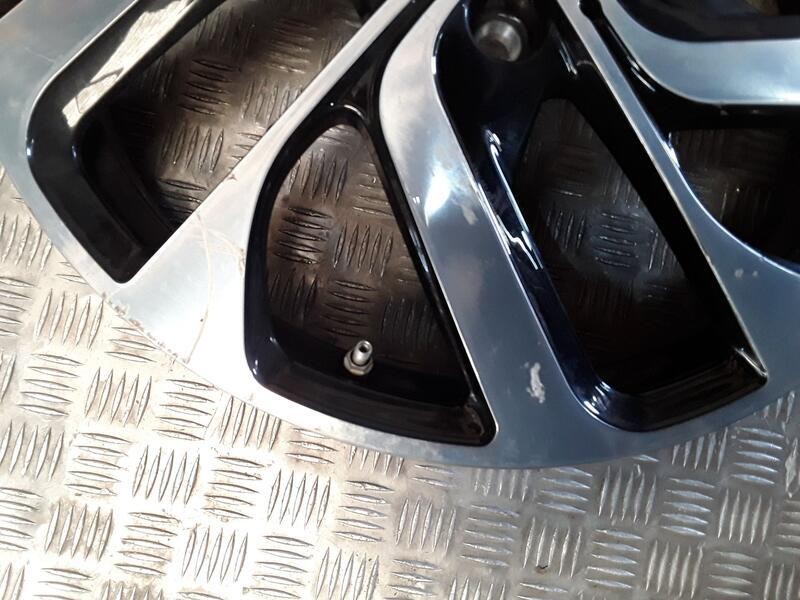 Recambio de llanta aluminio para bmw i3 (i01) electric referencia OEM IAM 5X19 5 TORN ET43 ALUMINIO ROZADAS