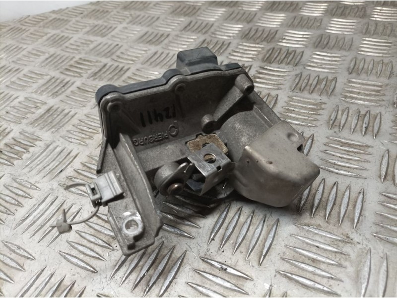 Recambio de valvula escape para renault megane iii berlina 5 p limited referencia OEM IAM 147B08010R 50885503 PIERBURG