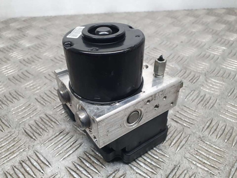 Recambio de abs para toyota yaris active referencia OEM IAM 445100D110 06210212114 ATE