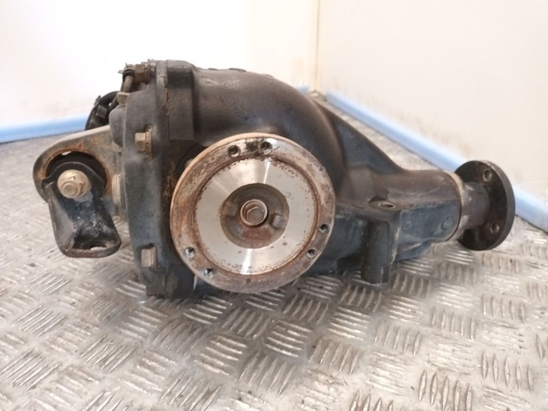 Recambio de diferencial delantero para nissan terrano/terrano.ii (r20) tdi 4wd referencia OEM IAM 32130G2304  