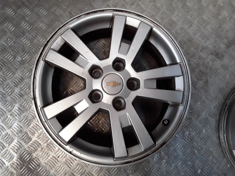 Recambio de juego llantas aluminio para chevrolet orlando (j309) 2.0 d referencia OEM IAM 6.5X16 5 TORN ET41 ALUMINIO ROZADAS