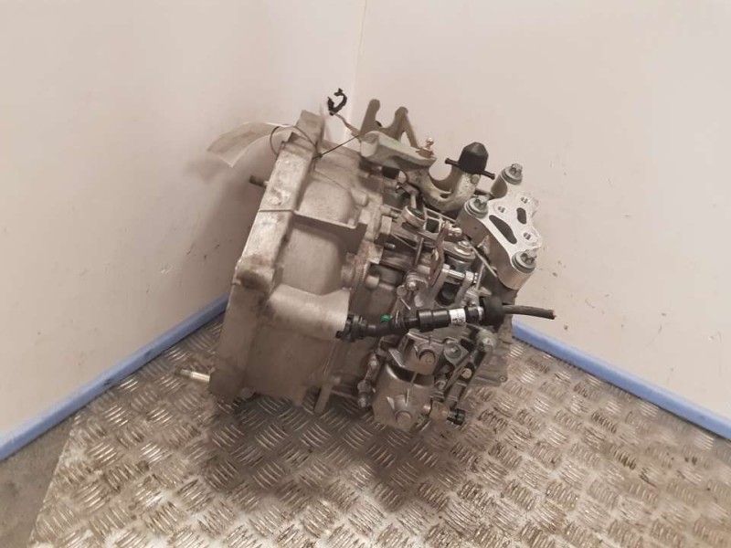 Recambio de caja cambios para jeep renegade dawn of justice 4x2 referencia OEM IAM 55269350 0934846 6 VELOCIDADES