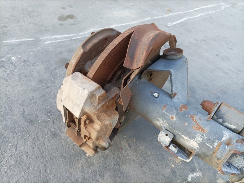 Recambio de puente trasero para land rover defender (ld) 2.5 td5 referencia OEM IAM C08HA004027  DISCO 5 TORN