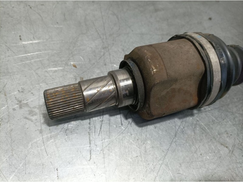 Recambio de transmision delantera izquierda para renault scenic ii dynamique referencia OEM IAM 8200198016  