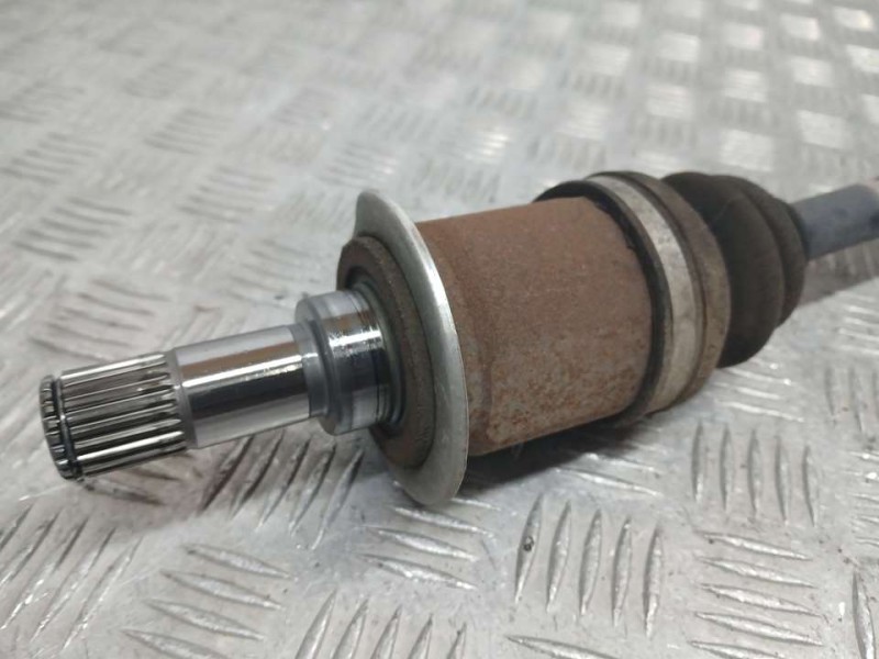 Recambio de transmision trasera derecha para honda cr-v (rd8) es referencia OEM IAM 42310SCAE50  