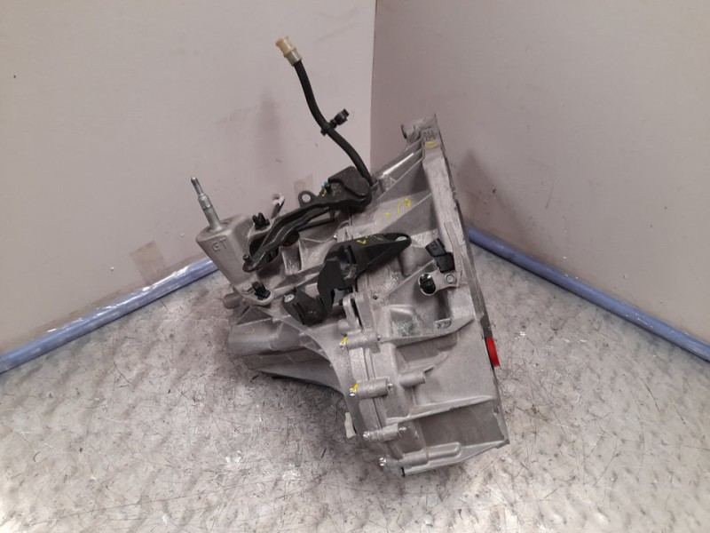 Recambio de caja cambios para renault megane iv berlina 5p life referencia OEM IAM TL4352 S050553 6VELOCIDADES