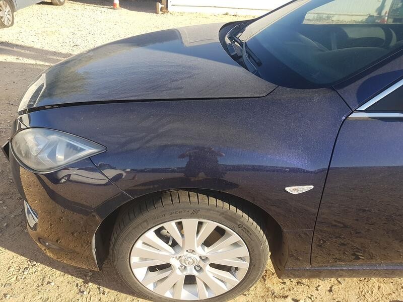 Recambio de aleta delantera izquierda para mazda 6 sedán (gh) 1.8 mzr referencia OEM IAM GSYD52210  