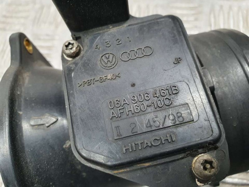 Recambio de caudalimetro para volkswagen golf iv berlina (1j1) highline referencia OEM IAM 06A906461B AFH6010C 