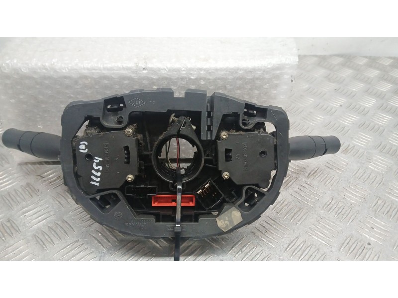 Recambio de mando luces y limpia para renault megane ii station wagon (km0/1_) 1.6 16v referencia OEM IAM 820021376  