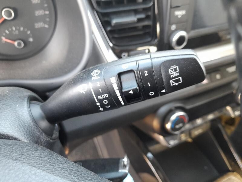 Recambio de mando luces y limpia para kia stonic (yb) 1.0 t-gdi referencia OEM IAM 93403H8960  