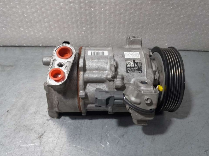 Recambio de compresor aire acondicionado para jeep renegade dawn of justice 4x2 referencia OEM IAM 08U05792 4472500020 DENSO