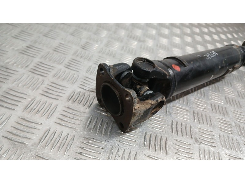 Recambio de transmision central para nissan terrano/terrano.ii (r20) tdi 4wd referencia OEM IAM 372002X800 DELANTERA DELANTERA