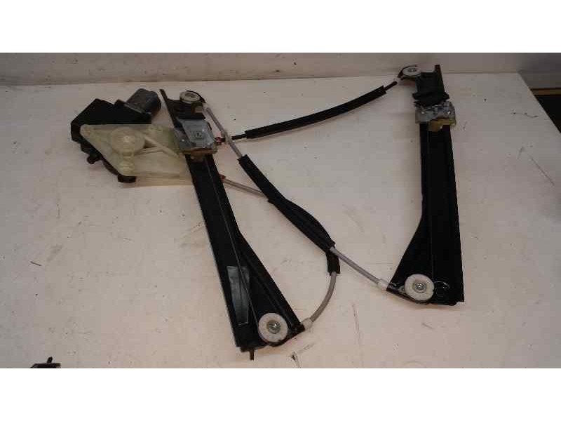 Recambio de elevalunas delantero izquierdo para volkswagen polo (6r1) advance bluemotion referencia OEM IAM  10 PINS ELECTRICO