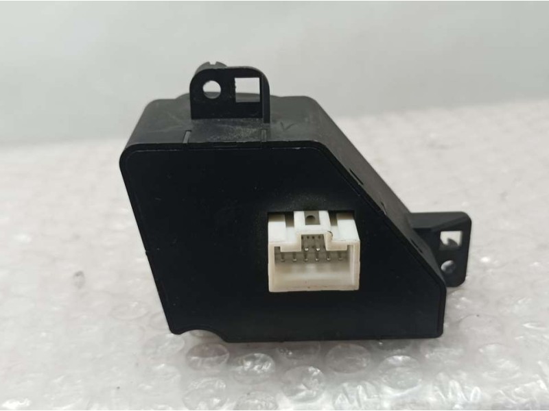 Recambio de modulo electronico para hyundai i30 classic referencia OEM IAM   PANTALLA AIRBAG PASAJEROS