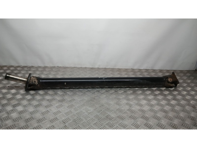 Recambio de transmision central para nissan terrano/terrano.ii (r20) tdi 4wd referencia OEM IAM 373002X920 TRASERA 