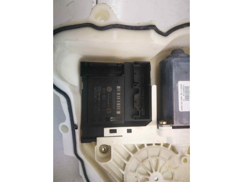 Recambio de elevalunas delantero izquierdo para seat altea (5p1) reference referencia OEM IAM 1T0959701LFKZ 1K0959793D 32 Y 22 P