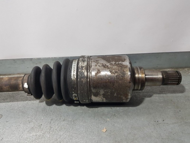 Recambio de transmision delantera izquierda para mg serie 25 (rf) classic (3-ptas.) referencia OEM IAM   