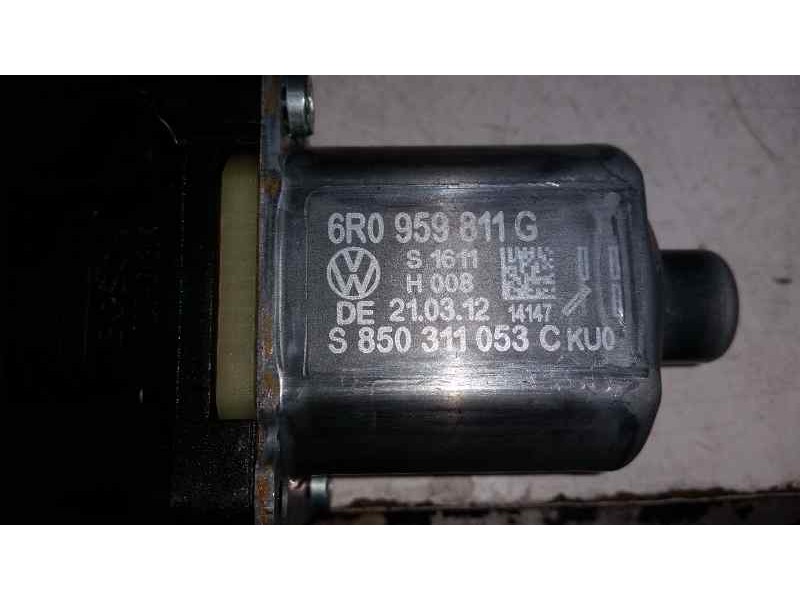 Recambio de motor elevalunas trasero izquierdo para volkswagen polo (6r1) advance bluemotion referencia OEM IAM S850311053C 6R09