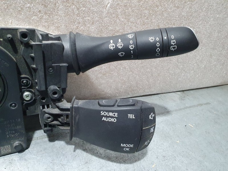 Recambio de mando luces y limpia para renault megane iv berlina 5p life referencia OEM IAM 255673584R  