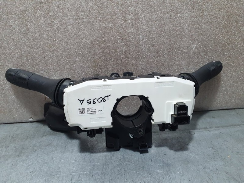 Recambio de mando luces y limpia para renault megane iv berlina 5p life referencia OEM IAM 255673584R  