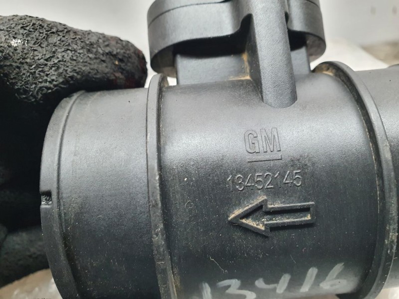 Recambio de caudalimetro para opel corsa e business referencia OEM IAM GM13452145  