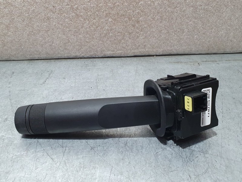 Recambio de mando limpia para opel karl edition referencia OEM IAM 42347871 660728697 