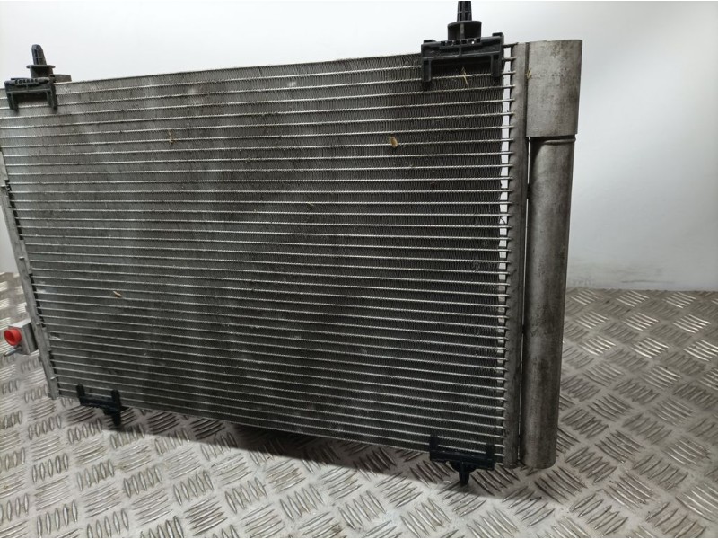 Recambio de condensador / radiador aire acondicionado para peugeot 5008 active referencia OEM IAM 9682531680 T1952003 BEHR