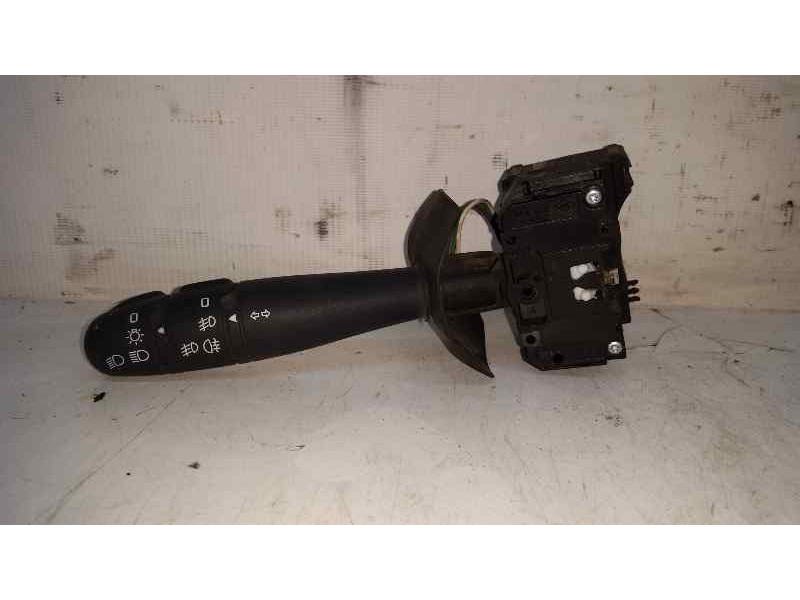 Recambio de mando luces para renault clio ii fase ii (b/cb0) 1.5 dci diesel referencia OEM IAM   