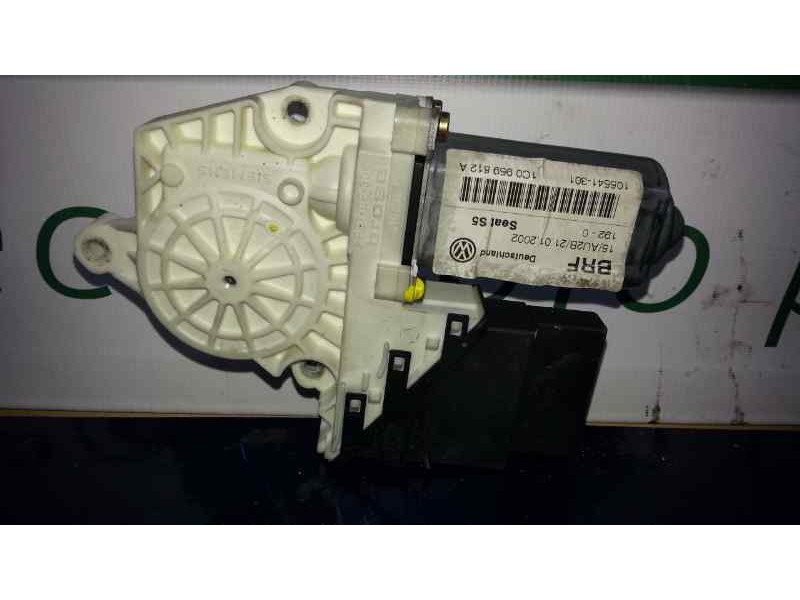 Recambio de motor elevalunas trasero derecho para seat leon (1m1) signo referencia OEM IAM 1C0959812A  1C0959812A