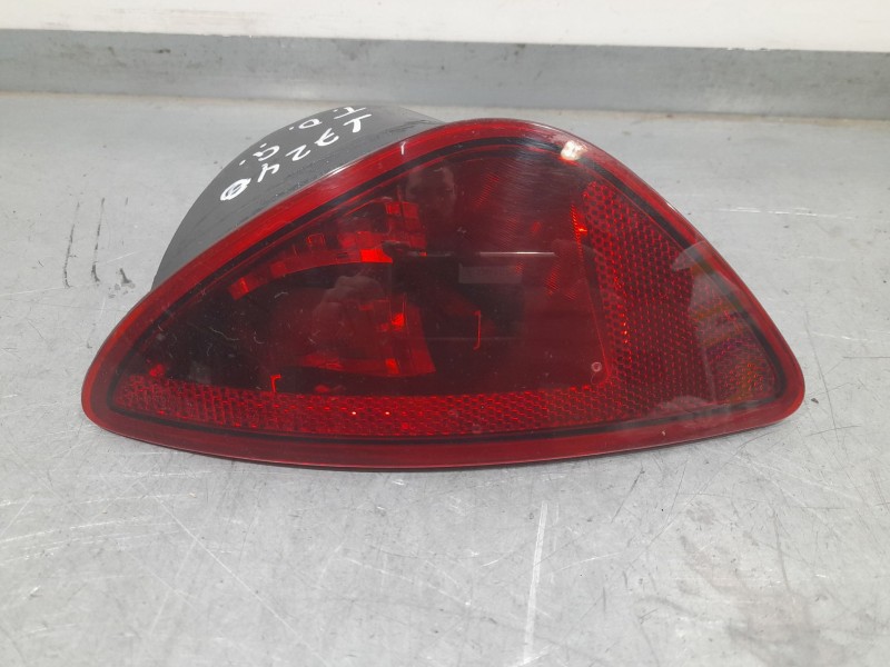 Recambio de piloto trasero derecho paragolpes para renault clio iii (br0/1, cr0/1) 1.5 dci referencia OEM IAM 8200776121  