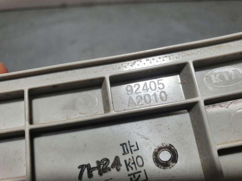 Recambio de piloto trasero izquierdo paragolpes para kia ceed business referencia OEM IAM 92405A2010  