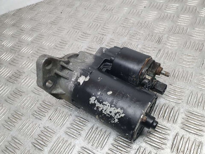 Recambio de motor arranque para volkswagen golf iv berlina (1j1) highline referencia OEM IAM 020911023 0001121006 BOSCH