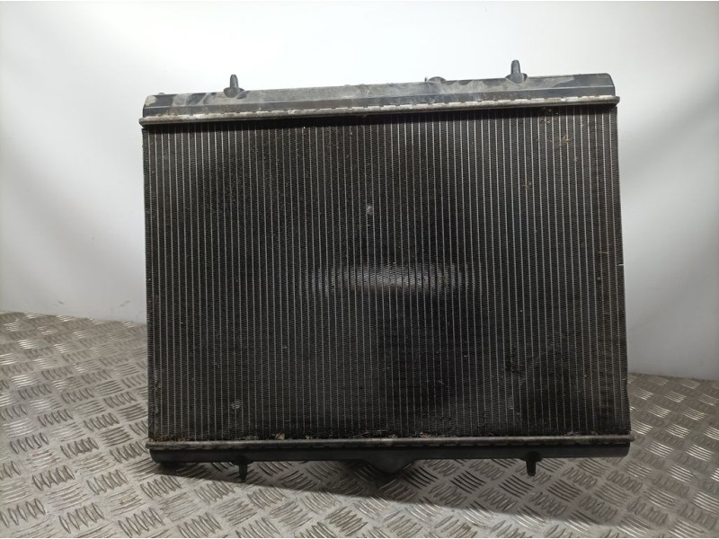 Recambio de radiador agua para peugeot 5008 active referencia OEM IAM 9682477580  