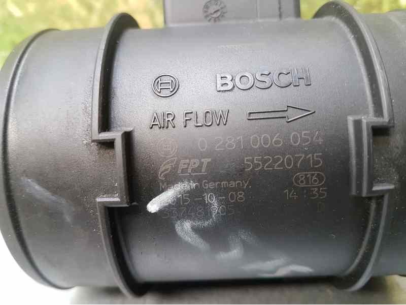Recambio de caudalimetro para peugeot bipper básico referencia OEM IAM 55220715 0281006054 BOSCH