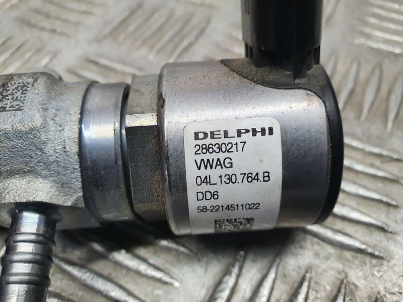 Recambio de rampa inyectora para volkswagen t-roc bluemotion referencia OEM IAM 05L130089H 28630217 DELPHI