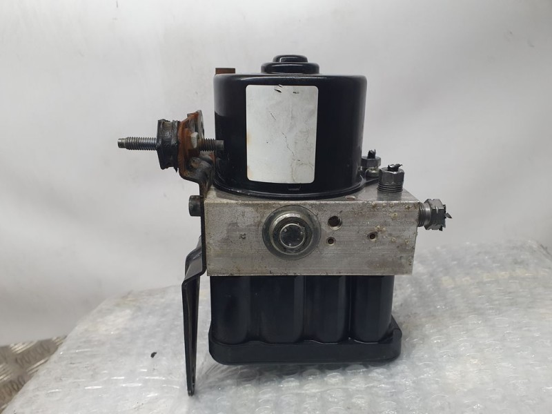 Recambio de abs para citroën c5 berlina attraction referencia OEM IAM 10096011403  ATE