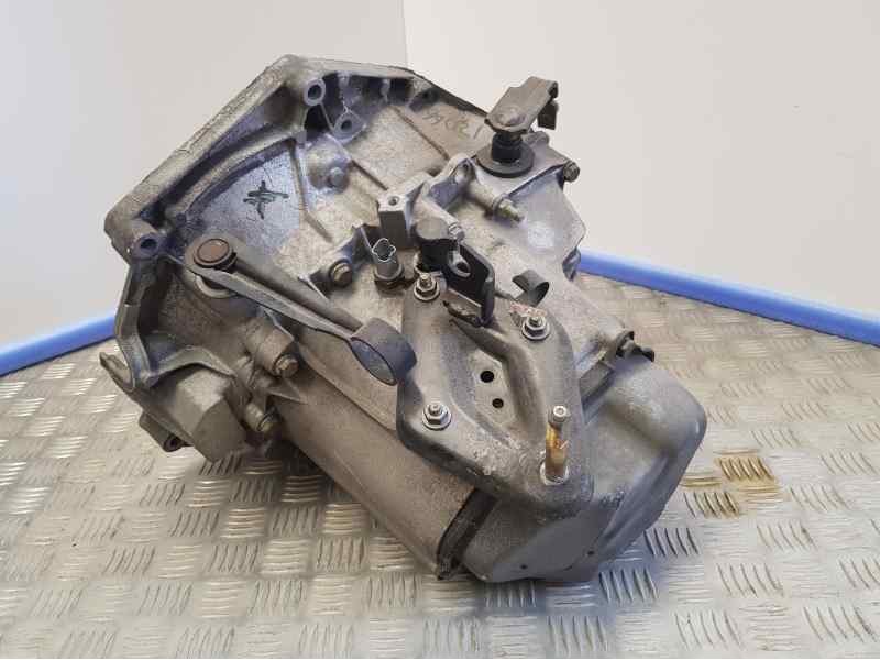 Recambio de caja cambios para citroën saxo 1.5 d sx referencia OEM IAM 20CF02 0113892 5VELOCIDADES