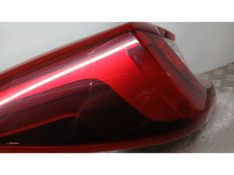 Recambio de piloto trasero izquierdo exterior para kia stonic (yb) 1.0 t-gdi referencia OEM IAM 92401H8400 ROZADO 92401H8