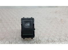 MANDO ELEVALUNAS DELANTERO DERECHO 254218614R 