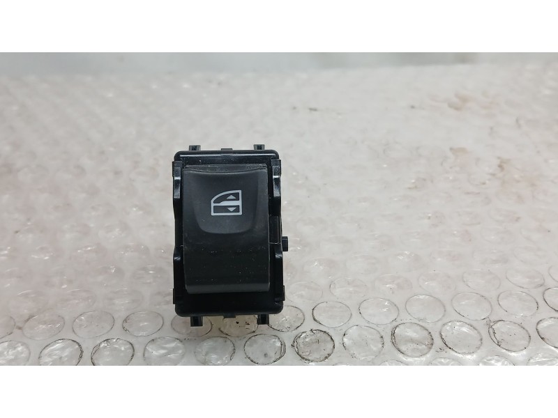 Recambio de mando elevalunas delantero derecho para renault kangoo iii furgoneta/monovolumen 1.5 blue dci 95 (fjab) referencia O