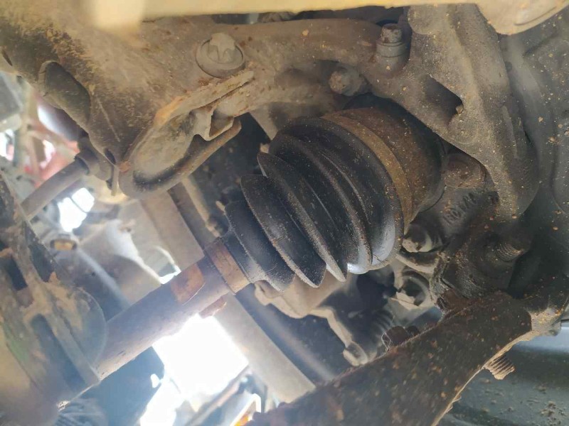 Recambio de transmision delantera derecha para jeep renegade sport fwd referencia OEM IAM 51935912  