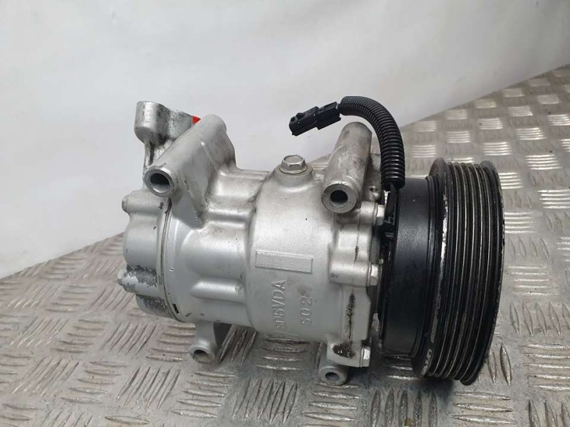 Recambio de compresor aire acondicionado para dacia lodgy ambiance referencia OEM IAM 20222460  