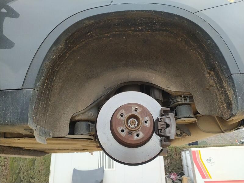 Recambio de plastico pase rueda tras. izq. para bmw x5 (f15) xdrive 40d referencia OEM IAM 51487290669  