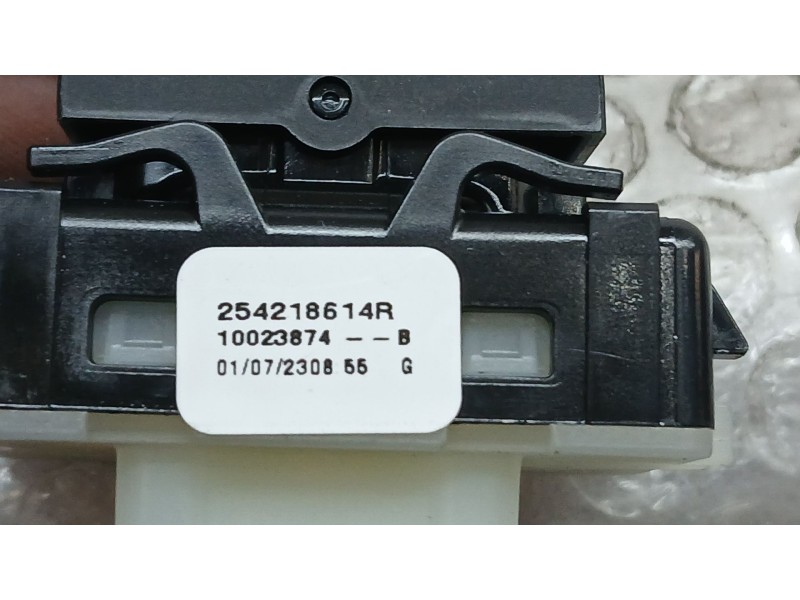 Recambio de mando elevalunas delantero derecho para renault kangoo iii furgoneta/monovolumen 1.5 blue dci 95 (fjab) referencia O