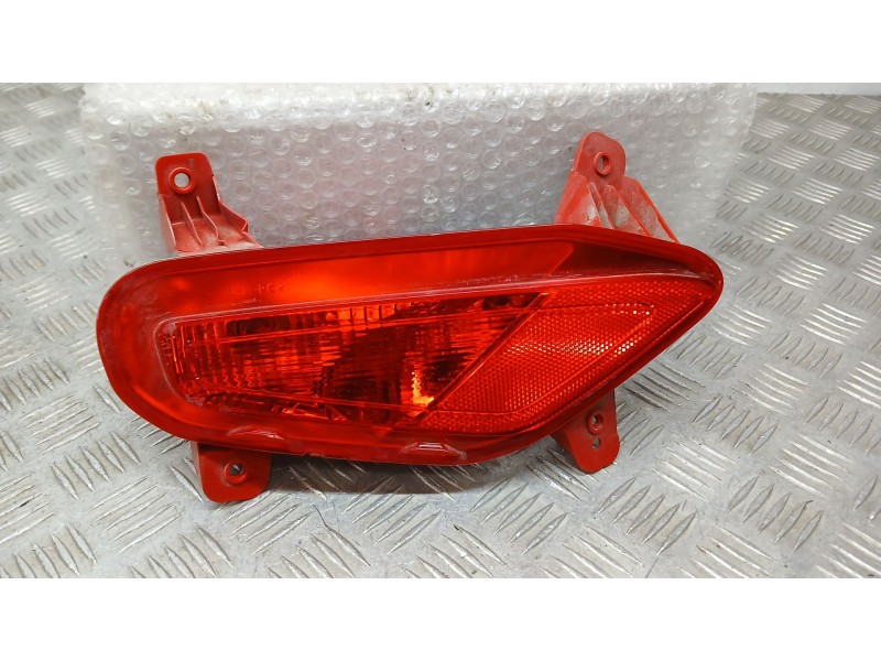 Recambio de piloto trasero izquierdo paragolpes para kia stonic (yb) 1.0 t-gdi referencia OEM IAM 92405H8410 ROZADO 92405H8