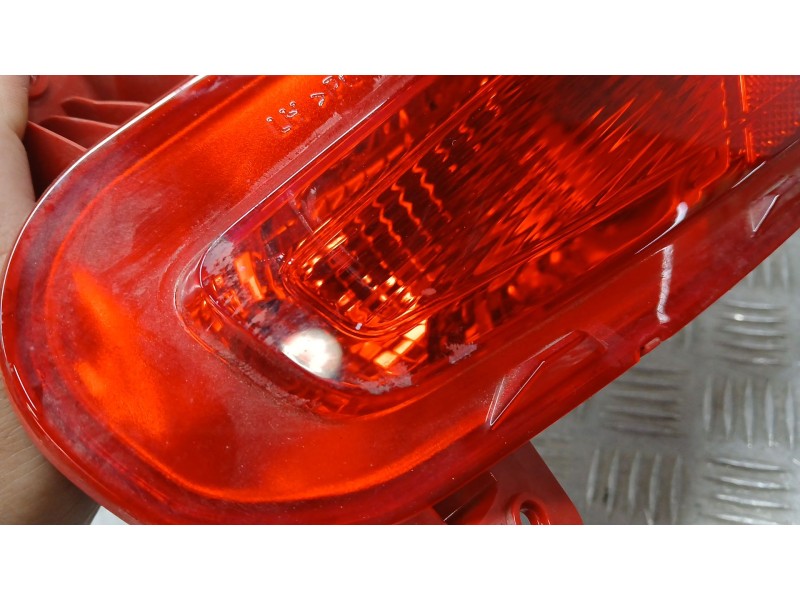 Recambio de piloto trasero izquierdo paragolpes para kia stonic (yb) 1.0 t-gdi referencia OEM IAM 92405H8410 ROZADO 92405H8