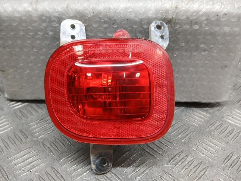 Recambio de piloto trasero izquierdo paragolpes para jeep renegade sport fwd referencia OEM IAM 51953205 03617000 